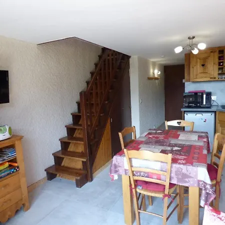شقة 2 Pieces Confortable Avec Balcon, 6 Personnes - - Fr-1-458-126